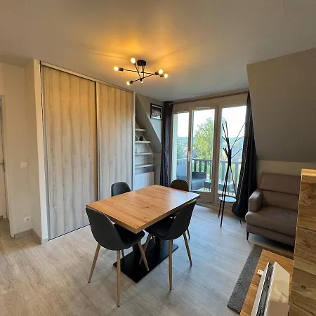 Beachfront With Pool * Deauville